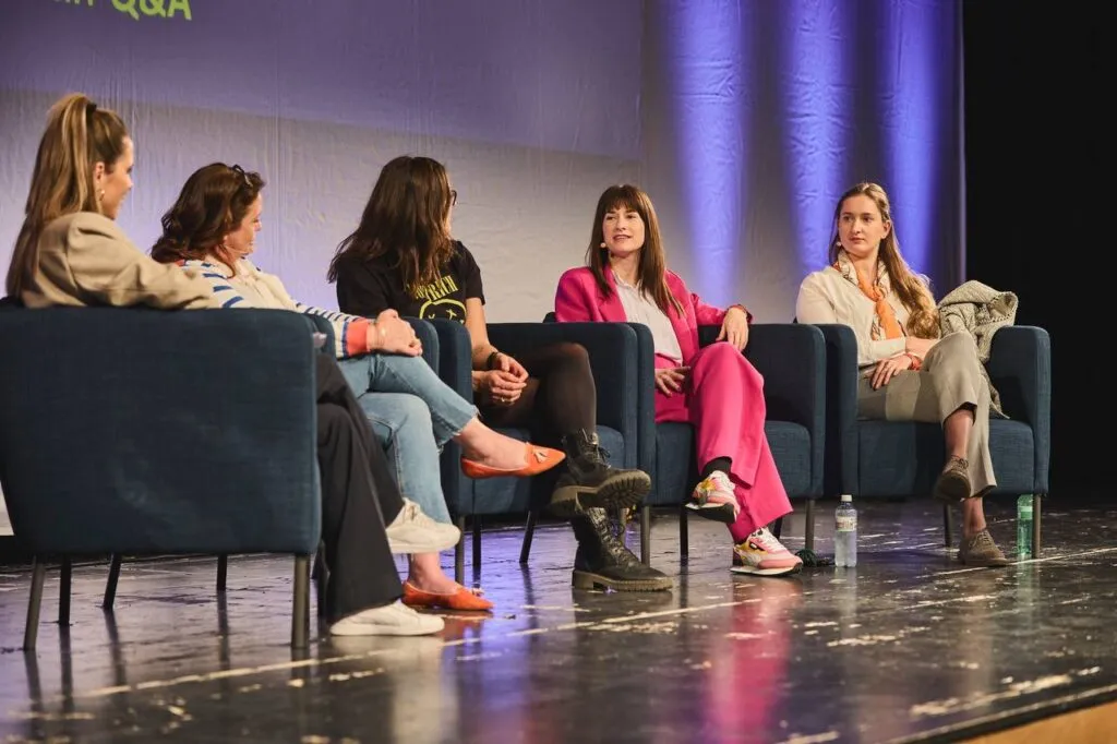 Lisa Tscherry im Ladies Panel auf der Hauptbühne der Swiss Bitcoin Conference in Kreuzlingen